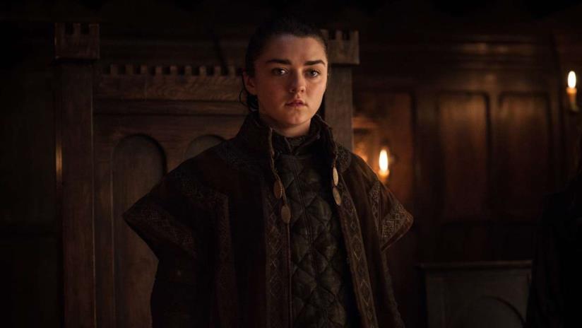 L'imbarazzo di Arya Stark: vedere le scene hot di Game of Thrones con la famiglia Maisie Williams nei panni di Arya Stark in Game of Thrones