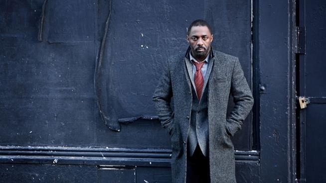 Idris Elba è il protagonista di una divertente parodia della sua serie Luther Idris Elba in un'immagine promozionale di Luther