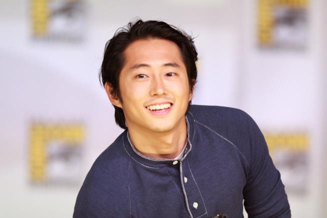 L'attore Steven Yeun, interprete di Glenn in The Walking Dead L'attore Steven Yeun di The Walking Dead