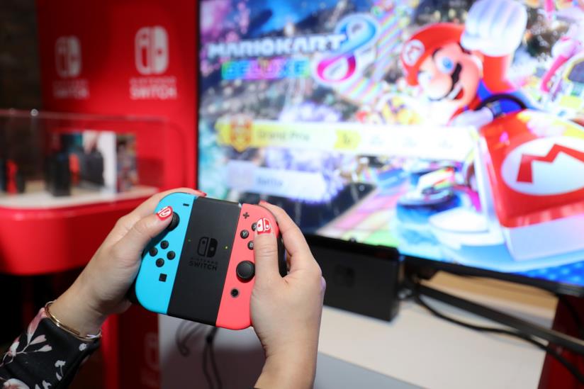 Nintendo Switch, arrivano le varianti: conferme per due nuovi modelli Nintendo Switch in funzione in modalità TV
