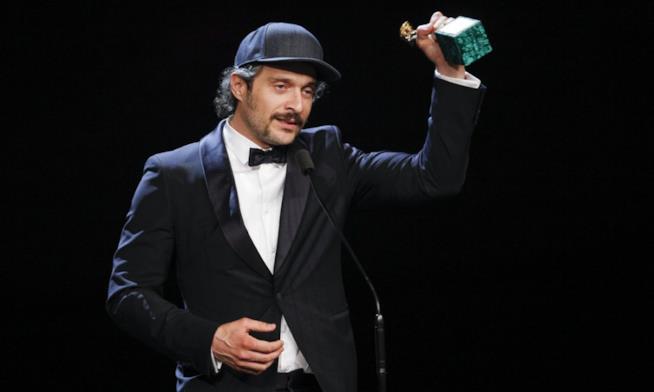 Claudio Santamaria vince uno dei 7 premi per Lo chiamavano Jeeg Robot Claudio Santamaria tra i premiati ai David di Donatello