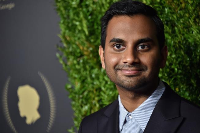 Aziz Ansari accusato di cattiva condotta sessuale Aziz Ansari in primo piano