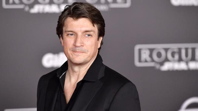 Nathan Fillion vuole interpretare (davvero) Wonder Man nei film Marvel Nathan Fillion alla prima di Rogue One: A Star Wars Story