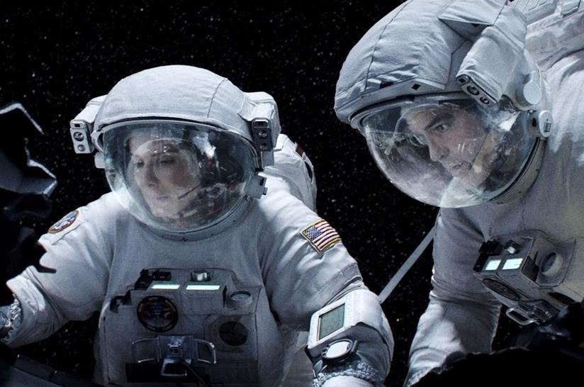Trama e cast di Gravity, la pellicola con Sandra Bullock e George Clooney Sandra Bullock e George Clooney in Gravity