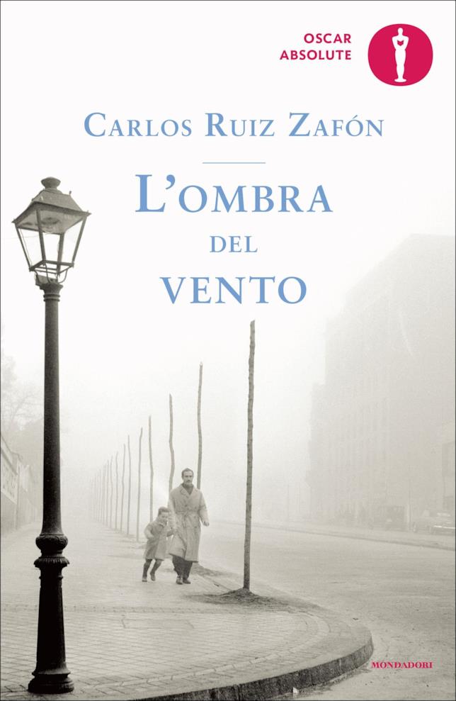 L'ombra del vento Una vecchia strada in bianco e nero