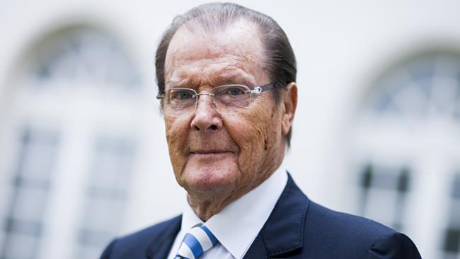 Sir Roger Moore: morto oggi a 89 anni il volto storico di James Bond Sir Roger Moore