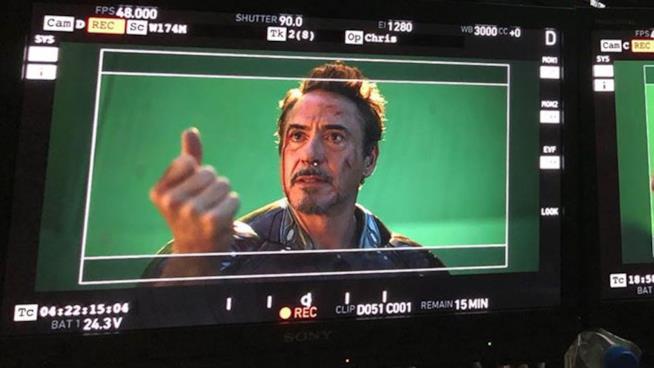 Io sono Iron Man: Robert Downey Jr. condivide la foto dal dietro le quinte di Avengers: Endgame Un primo piano di Tony Stark/Iron Man in Avengers: Endgame