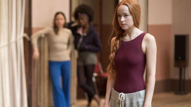 Suspiria, le reazioni di Dario Argento al remake di Luca Guadagnino Dakota Johnson in Suspiria