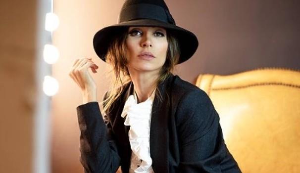 Carlotta Montanari, l'attrice italiana presente nel cast de American Crime Story: the Assassination of Gianni Versace. L'attrice italiana Carlotta Montanari nel cast di American Crime Story: the Assassination of Gianni Versace