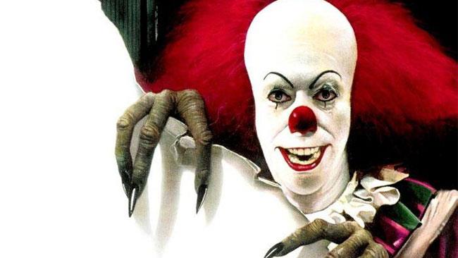 Le riprese del nuovo film di IT dovrebbero cominciare nel 2016 Pennywise è in agguato
