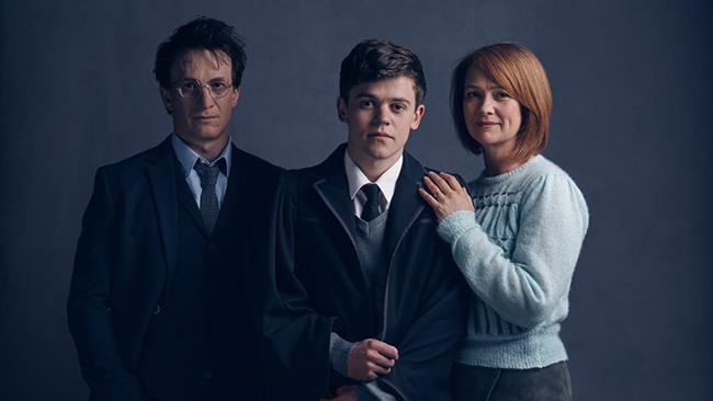 Harry Potter and The Cursed Child: il regista svela la scena d'apertura Rivelata la scena d'apertura di Harry Potter and The Cursed Child