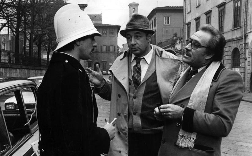 Amici miei, tra supercazzole e zingarate un cult senza età Ugo Tognazzi e Philippe Noiret in una scena del film