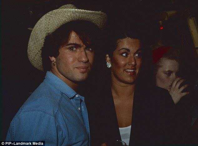 George Michael ha lasciato tutto alle due sorelle George Michael in un vecchio scatto con la sorella Melanie