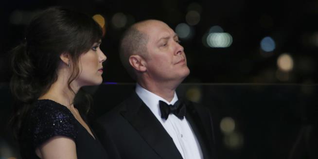 8 segni che indicano che sei The-Blacklist-Addicted