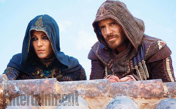 Michael Fassbender e Ariane Labed sul set di Assassin's Creed Michael Fassbender sarà Callum Lynch nel film di Assassin's Creed