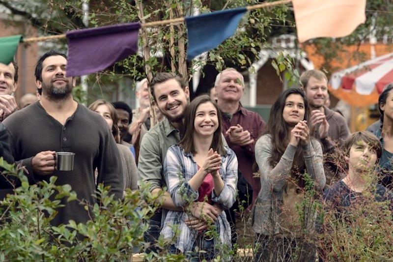 The Walking Dead 9x15: felicità per l'inaugurazione della Fiera The Walking Dead 9x15: l'inaugurazione della Fiera