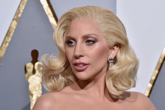Lady Gaga ha comprato la casa di Frank Zappa per 5 milioni di dollari Primo piano di Lady Gaga