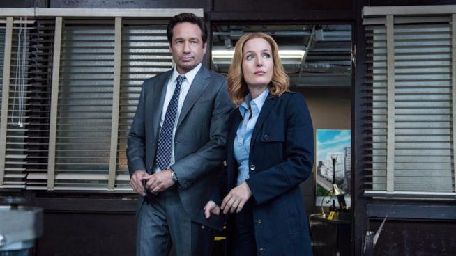 X-Files: Mulder e Scully in un selfie per la stagione 11 Mulder e Scully in X-Files