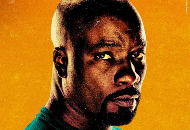 Le reazioni di cast, showrunner e Finn Jones alla cancellazione di Luke Cage Character poster di Marvel's Luke Cage dedicato al protagonista