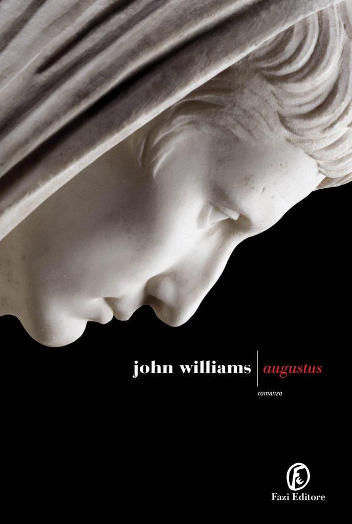La copertina italiana di Augustus La copertina italiana di Augustus con una statua di Augusto su sfondo nero