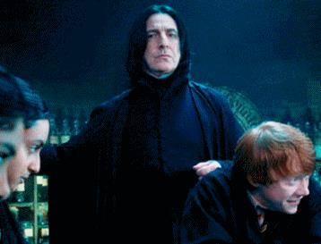 Severus Piton in GIF Severus Piton colpisce Ron in GIF