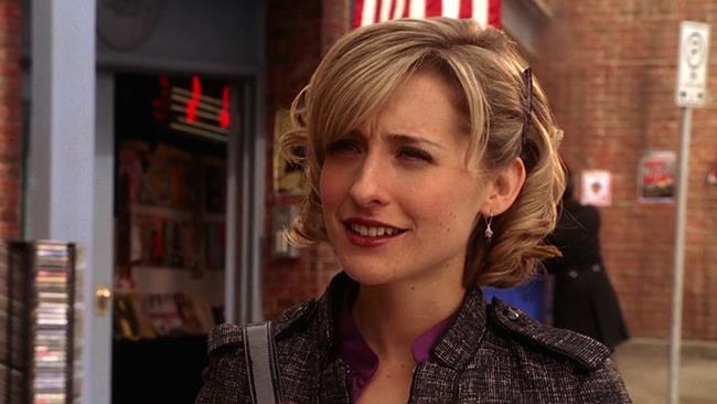 Le ultime rivelazioni sulla setta di schiave sessuali di Allison Mack Allison Mack nei panni di Chloe Sullivan in Smalville