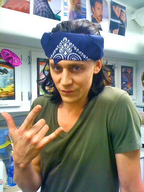 Tom Hiddleston - Bandana