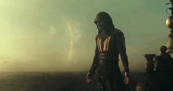 Assassin's Creed, il regista aveva pensato ad un finale più dark per il film Michael Fassbender alle prese con il Salto della Fede nel film di Assassin's Creed