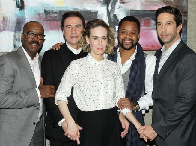 Il cast della prima stagione di American Crime Story: The People Vs. OJ Simpson al completo Le stelle del cast di The People Vs. OJ Simpson, prima fortunata stagione di American Crime Story