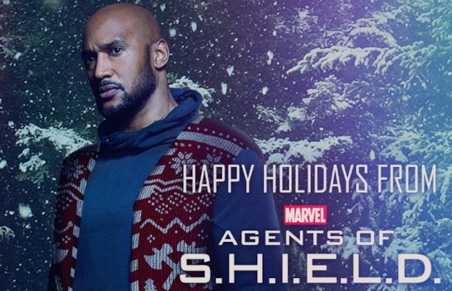 Gli Agenti dello S.H.I.E.L.D. via augurano buone feste Buone feste con gli Agenti dello S.H.I.E.L.D.
