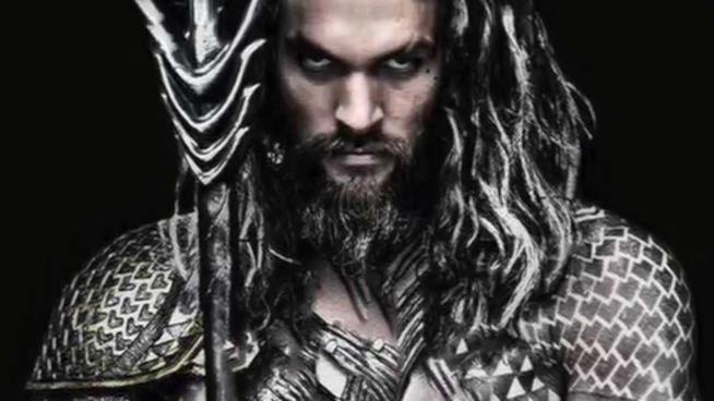 Henry Cavill non vede l'ora di incontrare Jason Momoa nei panni di Aquaman Jason Momoa è Aquaman