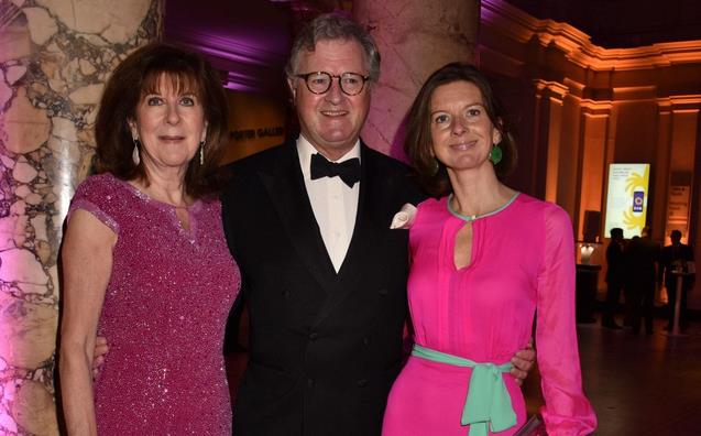 Il conte Roderick Francis Arthur Balfour con la moglie e la figlia maggiore, Lady Willa Franks Il conte Roderick Francis Arthur Balfour con la moglie e la filgia Lady Willa Franks al Royal Albert Hall