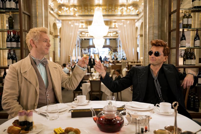 Good Omens, la recensione in anteprima di due episodi della serie TV tratta dal romanzo di Neil Gaiman e Terry Pratchett I protagonisti di Good Omens