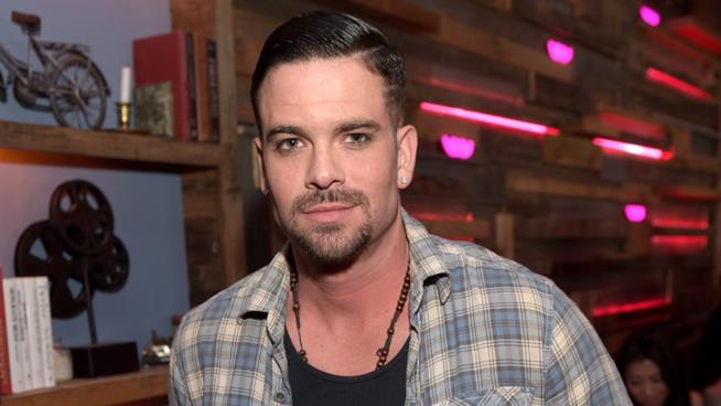 Mark Salling ha ammesso ufficialmente il possesso di materiale pedopornografico Mark Salling in una vecchia immagine che lo ritrae in una occasione ufficiale
