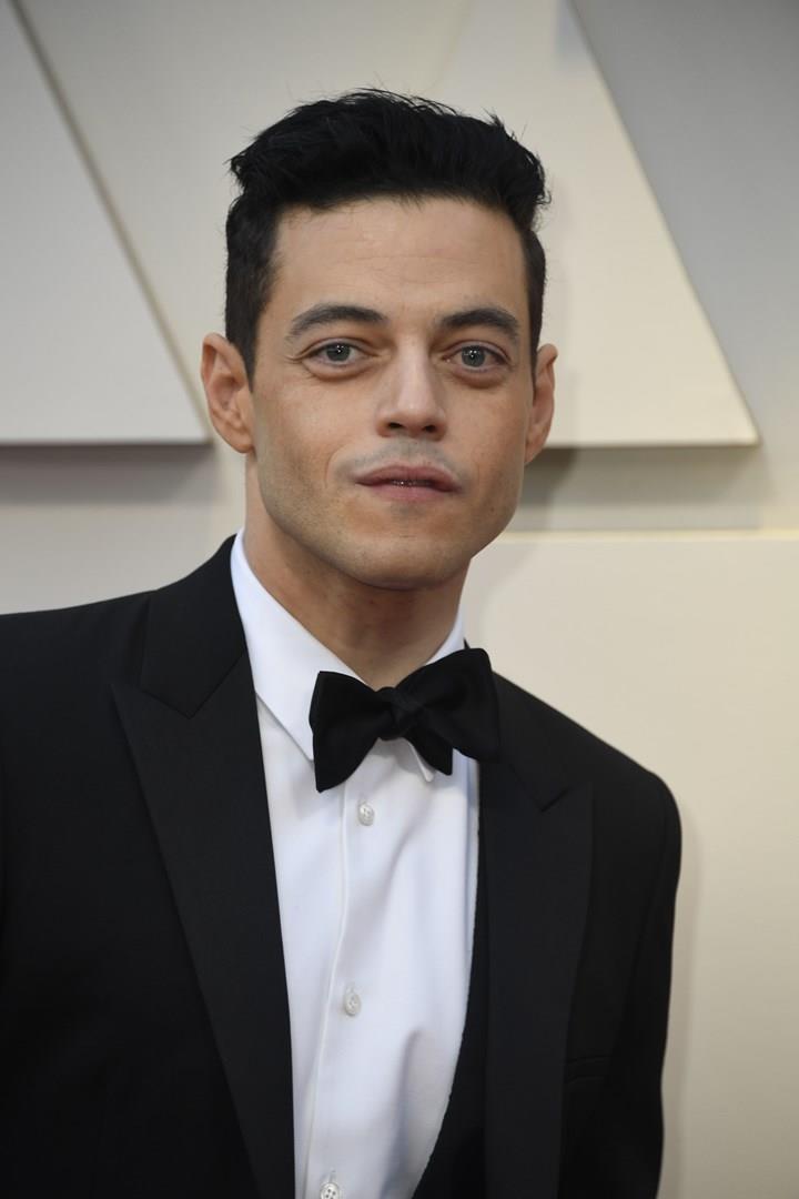 Rami Malek col farfallino storto agli Oscar 2019 Rami Malek agli Oscar 2019