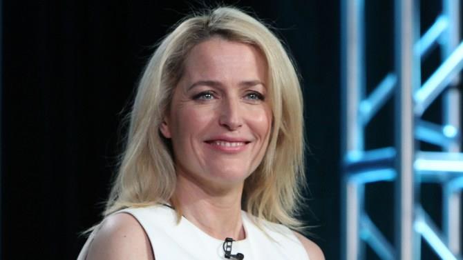 Gillian Anderson nel cast di È un problema, film ispirato ad Agatha Christie Gillian Anderson nell'adattamento del romanzo di Agatha Christie È un problema