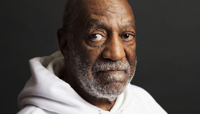 L'attore Bill Cosby potrebbe scontare 10 anni di carcere con l'accusa di stupro nei confronti di una ex direttrice di una squadra di basket Bill Cosby in una foto recente