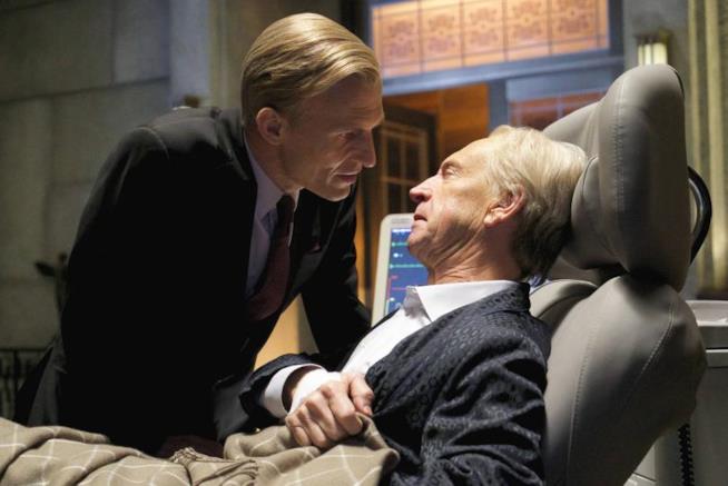 In questo episodio Justine Feraldo tenta una drammatica fuga da New York mentre Eldrtich Palmer cerca vendetta contro il Padrone Eldritch Palmer convoca Thomas Eichhorst per uno scontro finale.