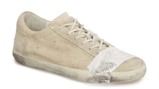 Le sneaker dall'aspetto usato e dal prezzo di 500 dollari provocano la rabbia del web Sneaker Golden Goose