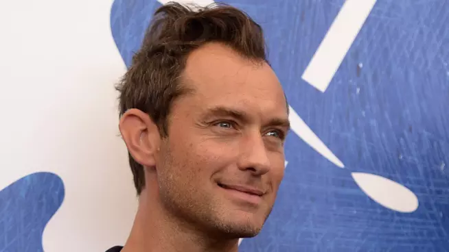 Jude Law potrebbe essere Mar-Vell in Captain Marvel Jude Law sul red carpet