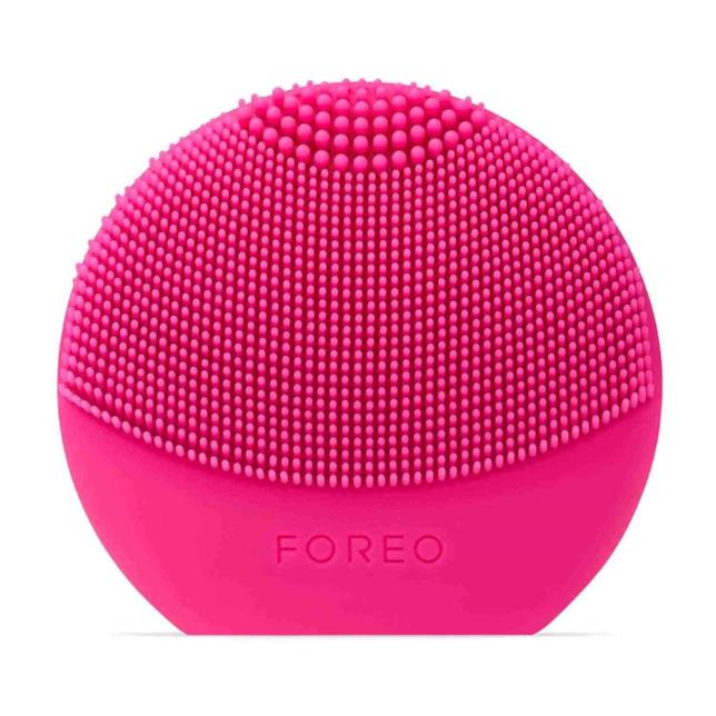 Il FOREO LUNA Play Plus è una comoda spazzola per la pulizia del viso Immagine stampa del FOREO LUNA Play Plus