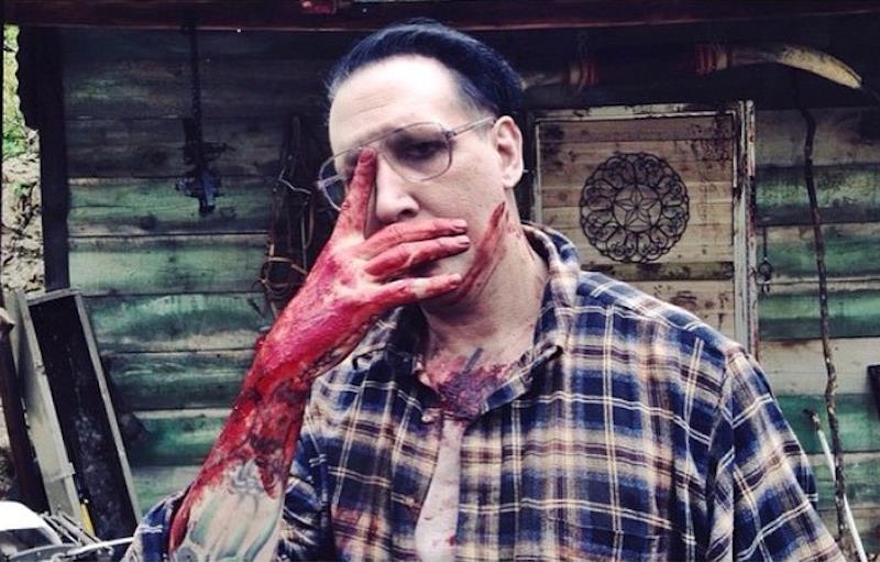 Marilyn Manson sul set di Let Me Make You a Martyr Marilyn Manson è tra i protagonisti di Let Me Make You a Martyr