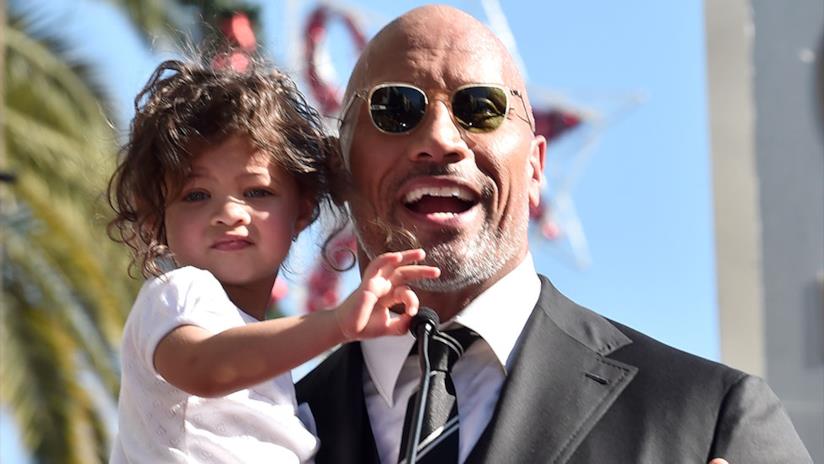 Dwayne Johnson è ufficialmente il Papà più cool del 2019 Dwayne Johnson insieme alla figlia Jasmine