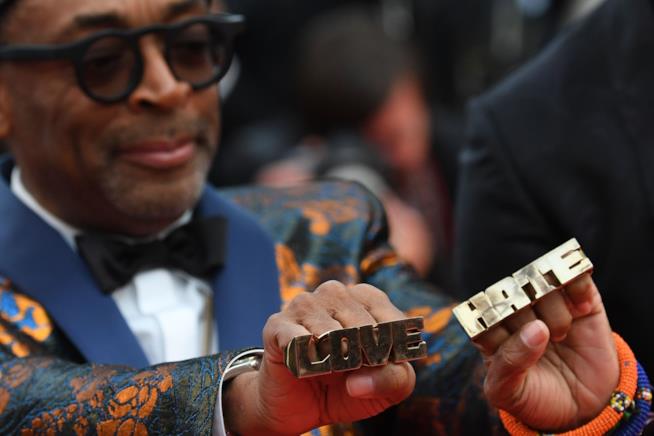 Cannes 2018 profuma di Palma: Spike Lee e Kore-eda conquistano la critica Spike Lee e i suoi anelli Love Hate a Cannes 71