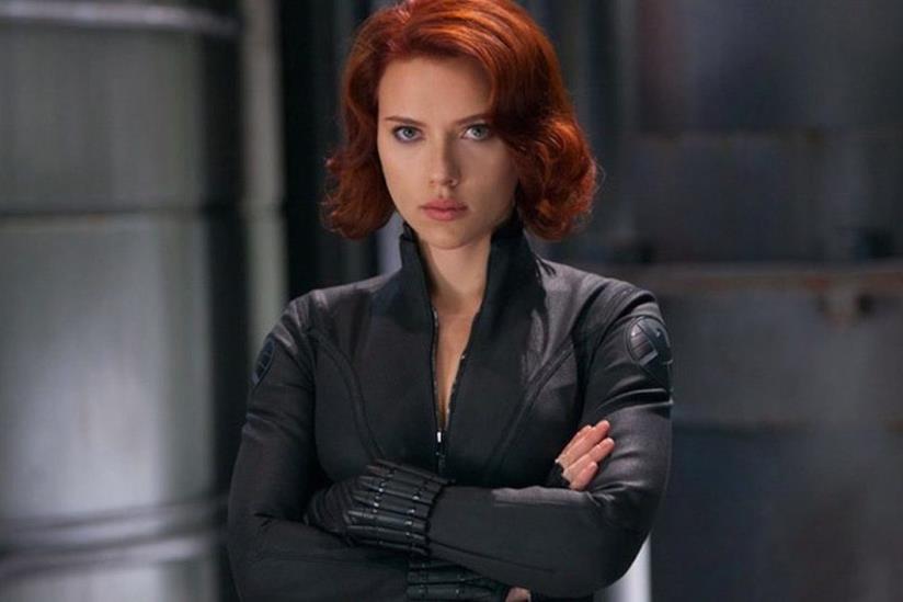 Black Widow: prime indiscrezioni su un nuovo personaggio del film Un primo piano di Scarlett Johansson nei panni di Vedova Nera