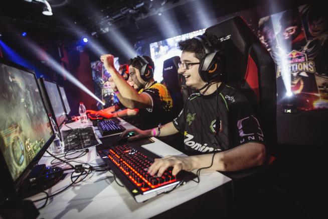 Red Bull Factions 2017, le finali alla Games Week di Milano Una fase delle qualificazioni della Red Bull Factions 2017