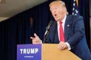 Trump ha qualcosa da dire sulla vittoria di Parasite agli Oscar e su Brad Pitt Donald Trump durante un discorso