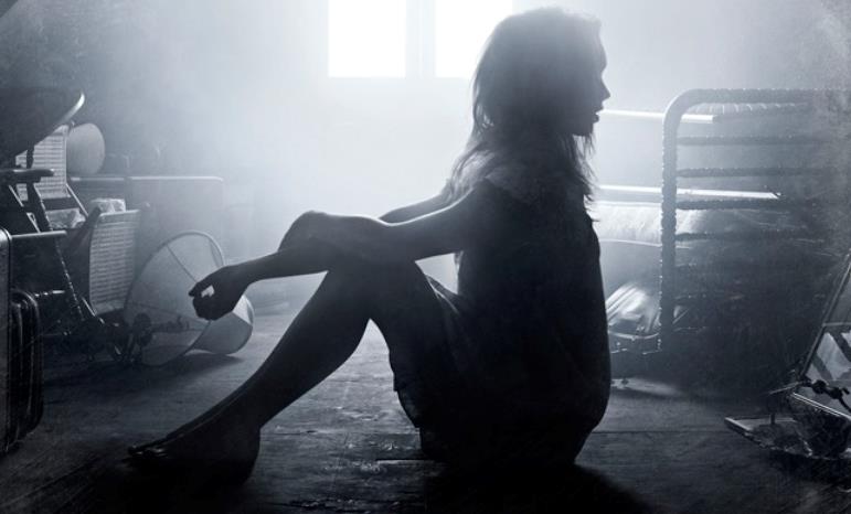 The Exorcist: il poster ufficiale della serie The Exorcist esorcisti famosi dal '700 ad oggi