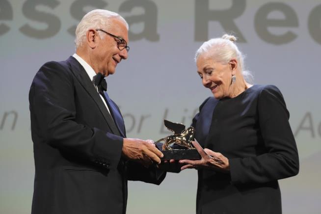 Vanessa Redgrave: parla di migranti alla cerimonia per il Leone d'Oro alla carriera a Venezia 75 Vanessa Redgrave a Venezia 75