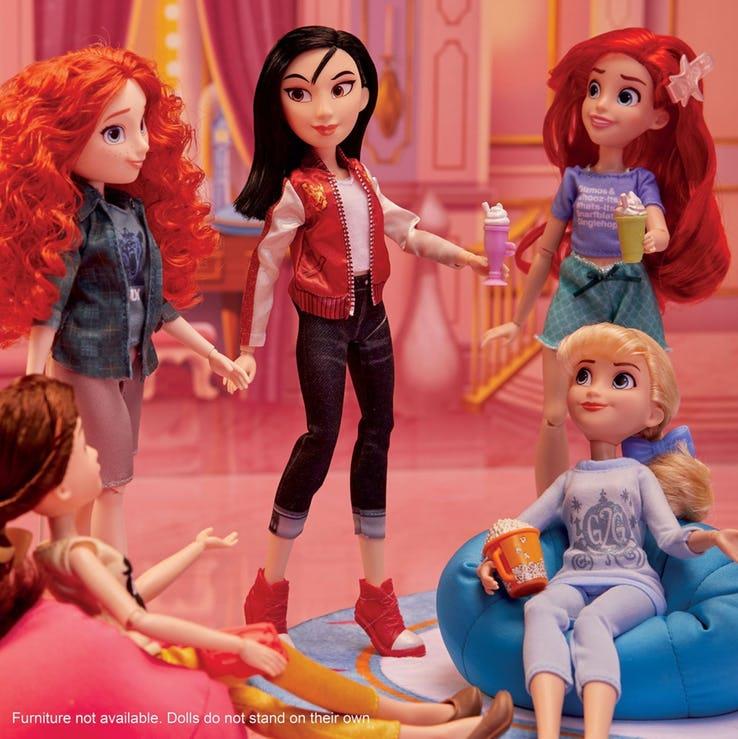 Le Principesse Disney nella loro versione Ralph Spacca Internet Mulan ha un certo stile anche in versione casalinga